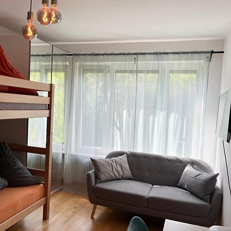 Gemuetliche Privatzimmer Mit Geteiltem Bad, Kueche Und Garten Мюнхен Екстер'єр фото