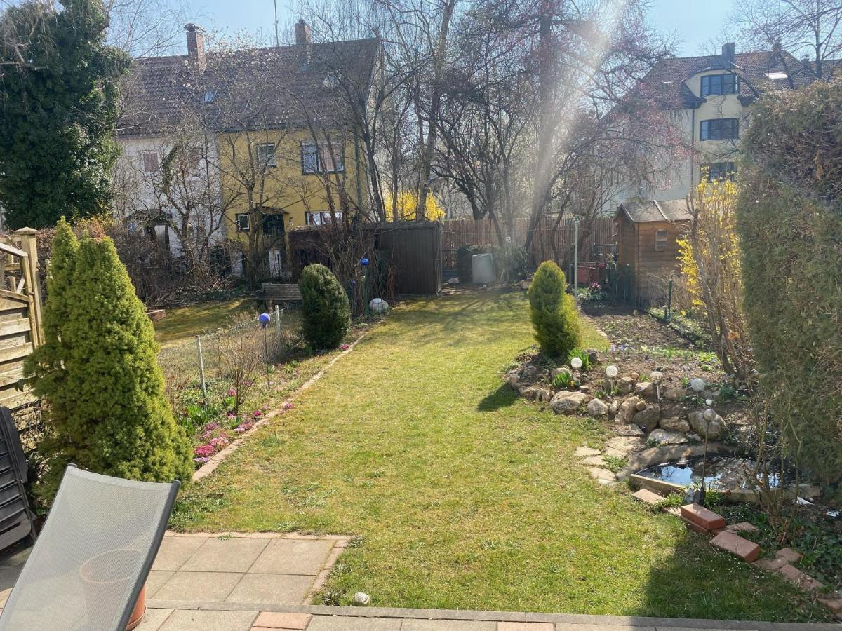 Gemuetliche Privatzimmer Mit Geteiltem Bad, Kueche Und Garten Мюнхен Екстер'єр фото